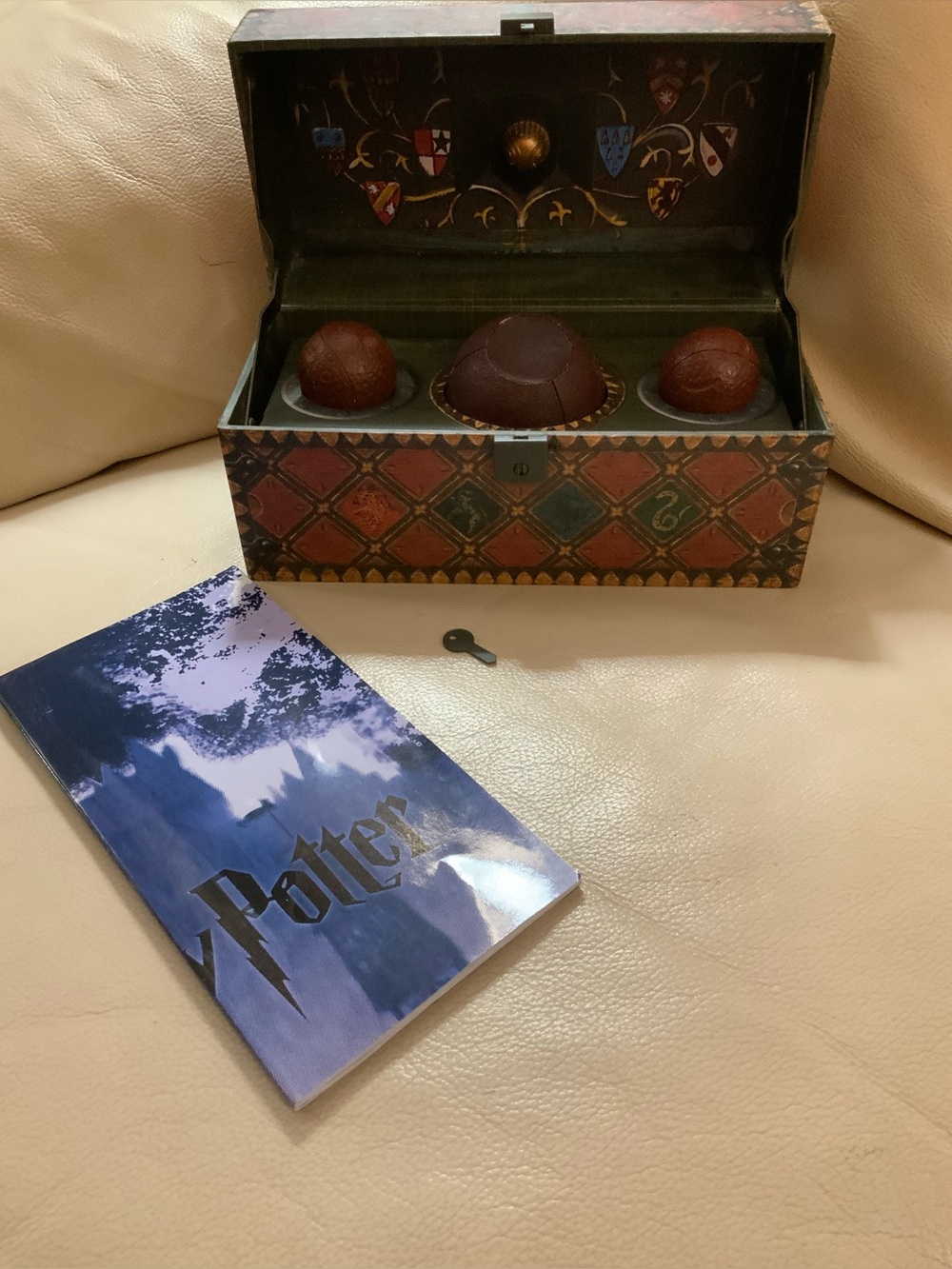 HARRY POTTER